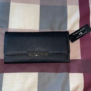 NWT Tahari Royal Flush Clutch Wallet